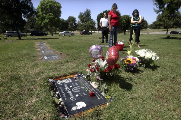 Fugitive suspected in 2002 kidnapping and slaying of teen is found dead in Mexico