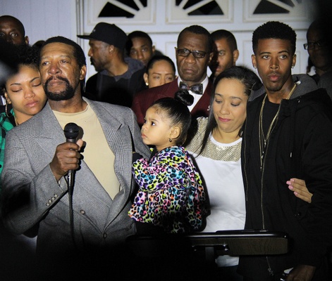 'When did we start killing mothers and babies?' minister asks at Carson vigil